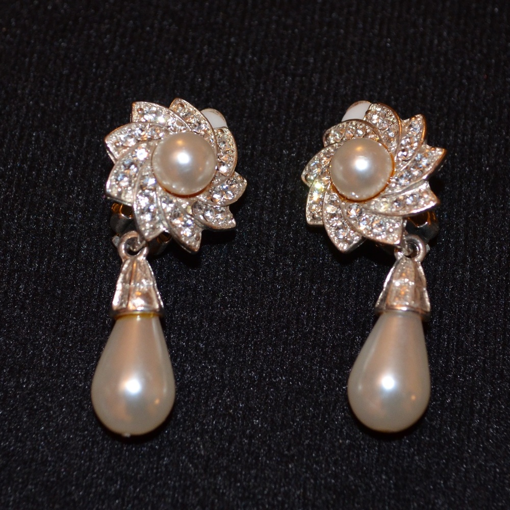 Pearl Tone Clip-on Earrings
